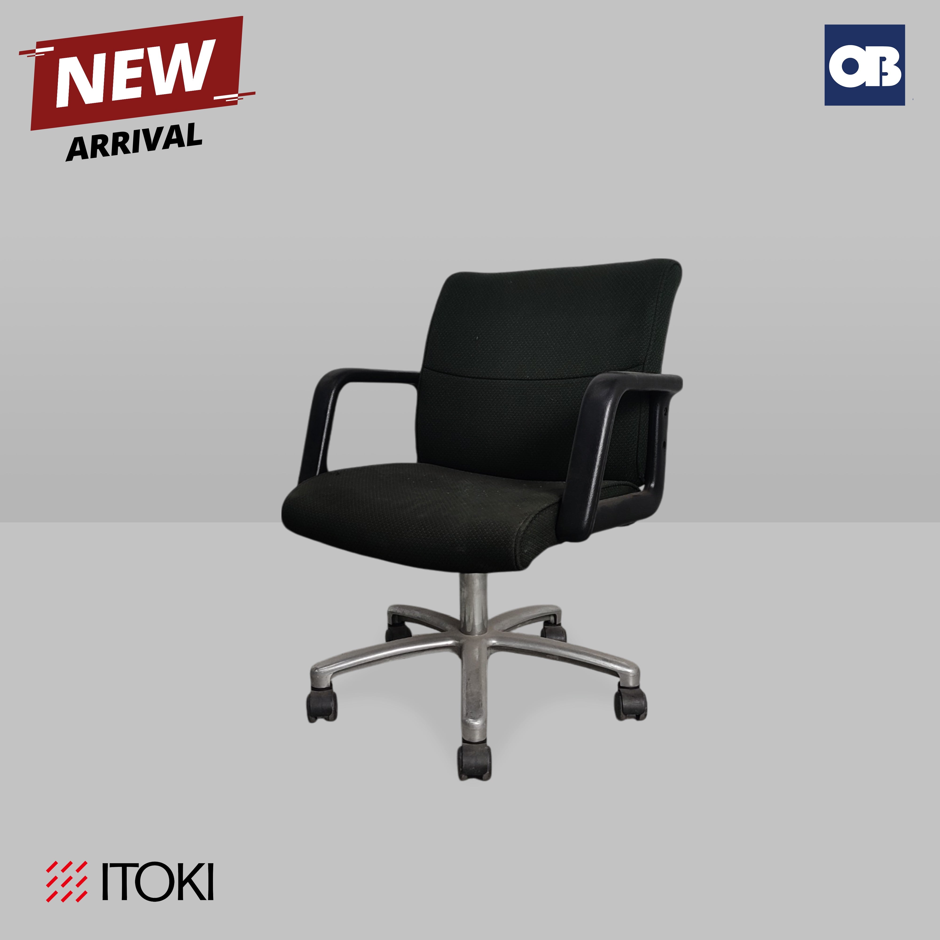 Itoki Swivel Chair